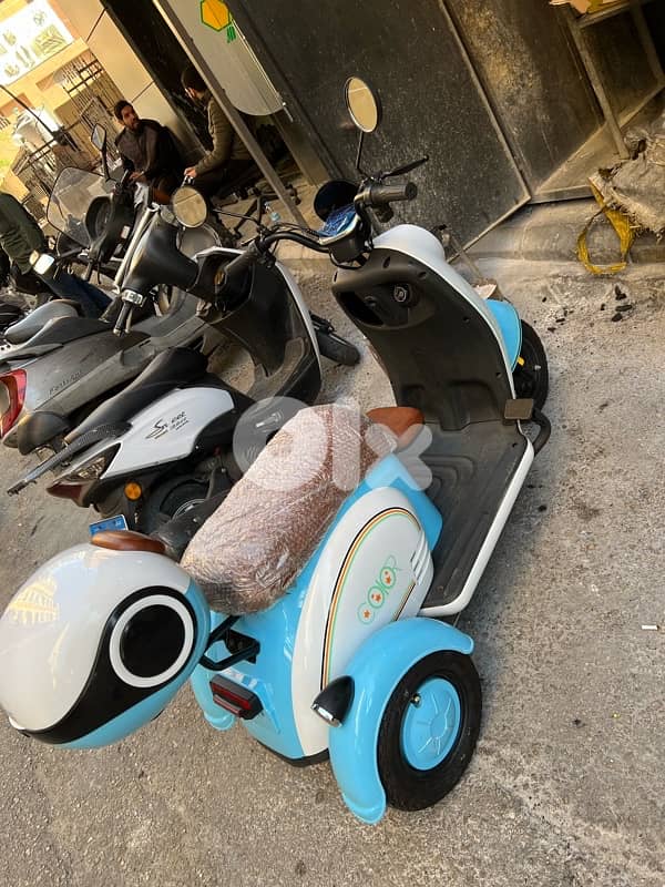 ترايسايكل كهربا خارقة نضافة  السعر ١٢٠٠$ 1