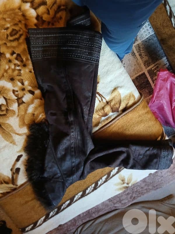 Leather Winter Jacket With Fur and Feathers 2