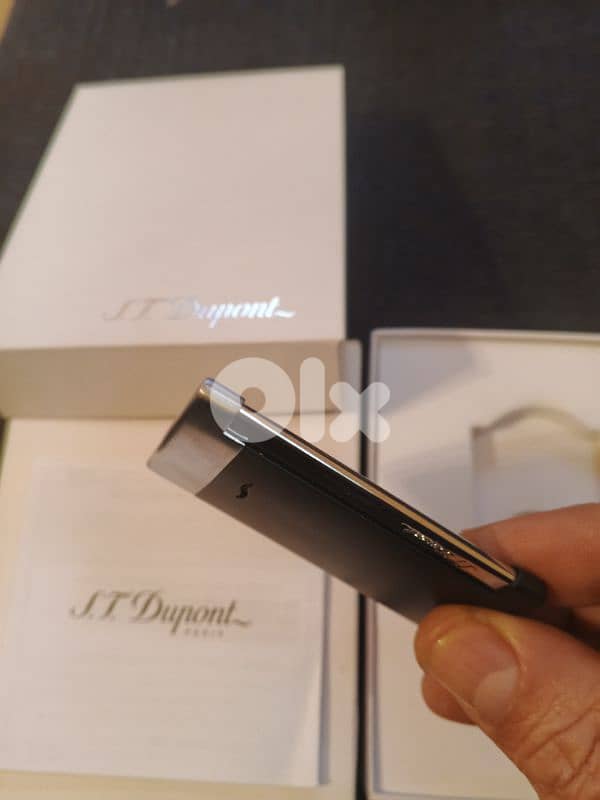 Dupont lighter 2