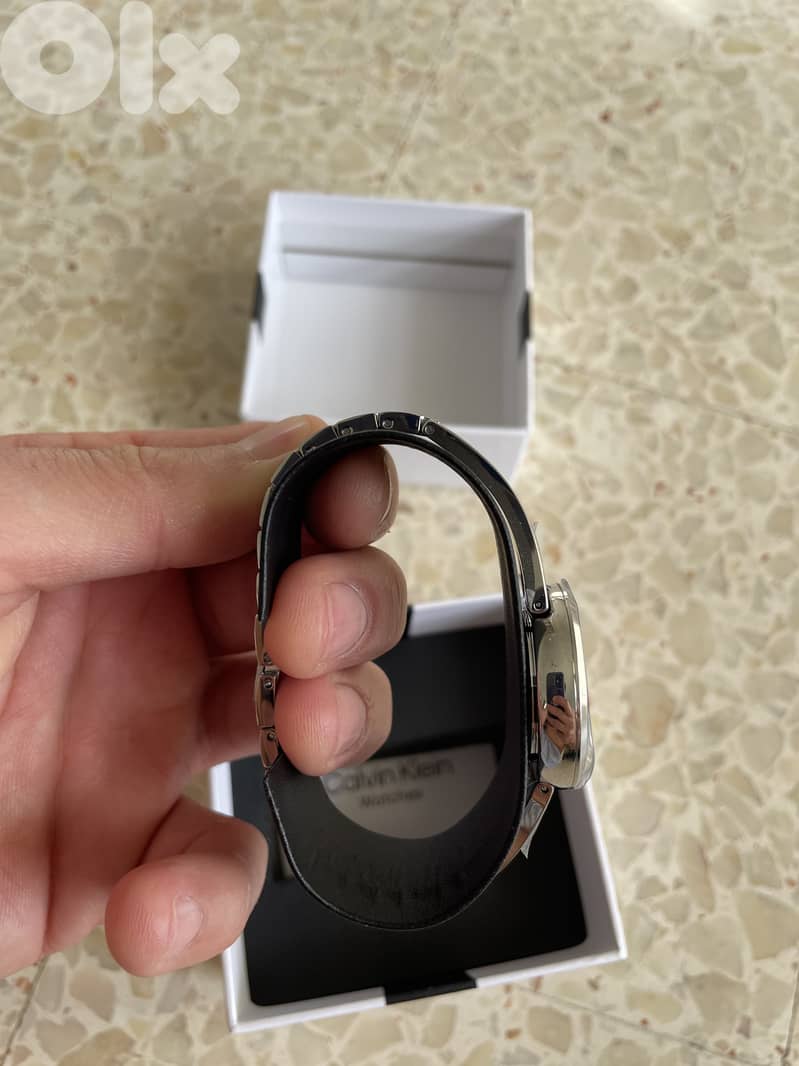 Calvin Klein Joyful 30mm - (Brand New, Never Used) 3