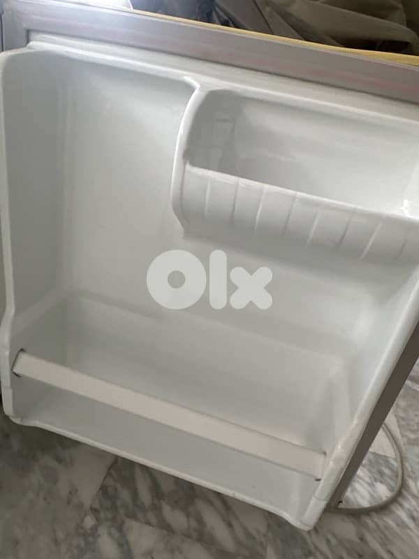 LG Mini fridge 3