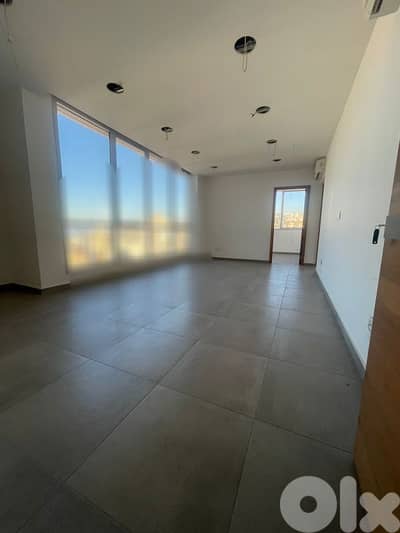 Office for rent in jdeideh مكتب للاجار في جديدة