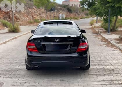 Mercedes-Benz C-Class 2012