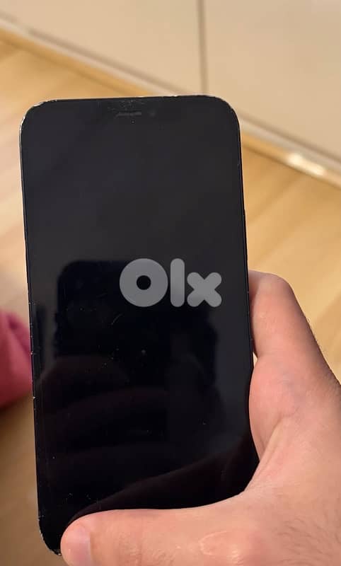 iPhone 12 128GB Black 3