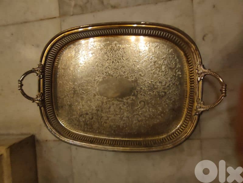 silver plated 201 pieces of knifes spoons and forks 2 trays 1