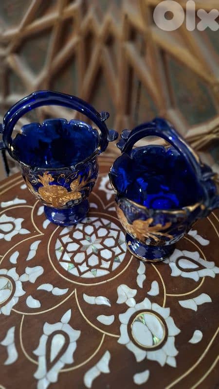 طقم بوهيمي ملكي من زجاج الكوبالت النادر بنقوش الذهب 3