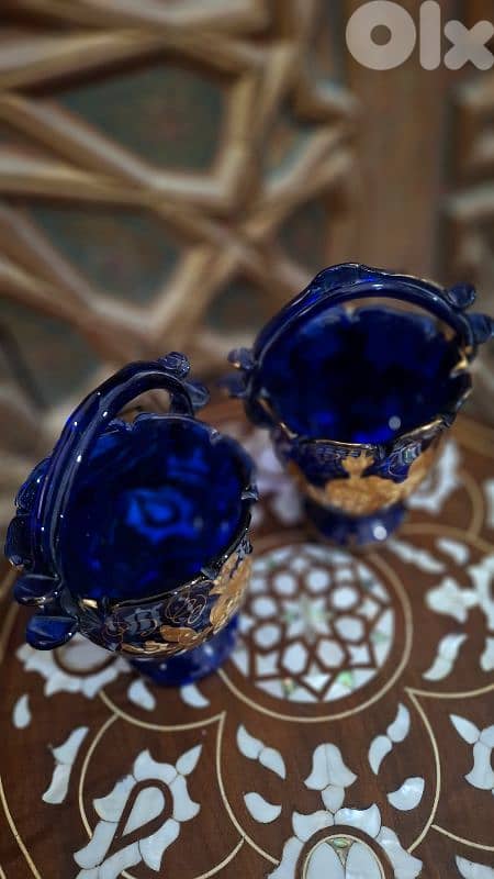 طقم بوهيمي ملكي من زجاج الكوبالت النادر بنقوش الذهب 4