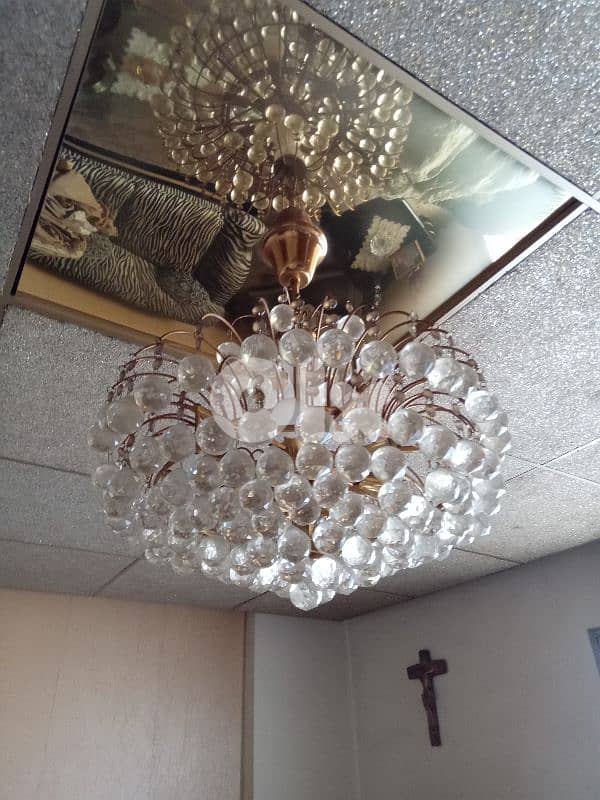 تراية وطاولة 1