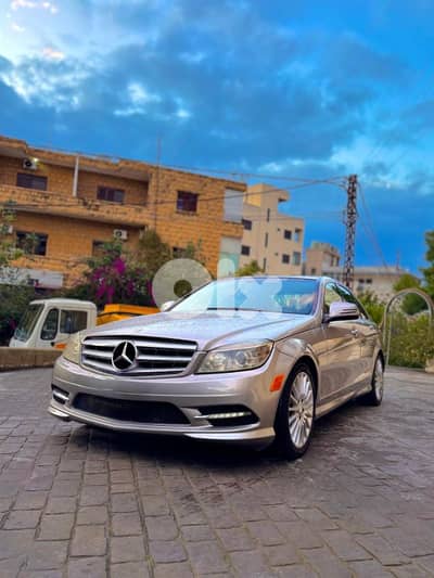 مرسيدس بنز سي-كلاس 2009