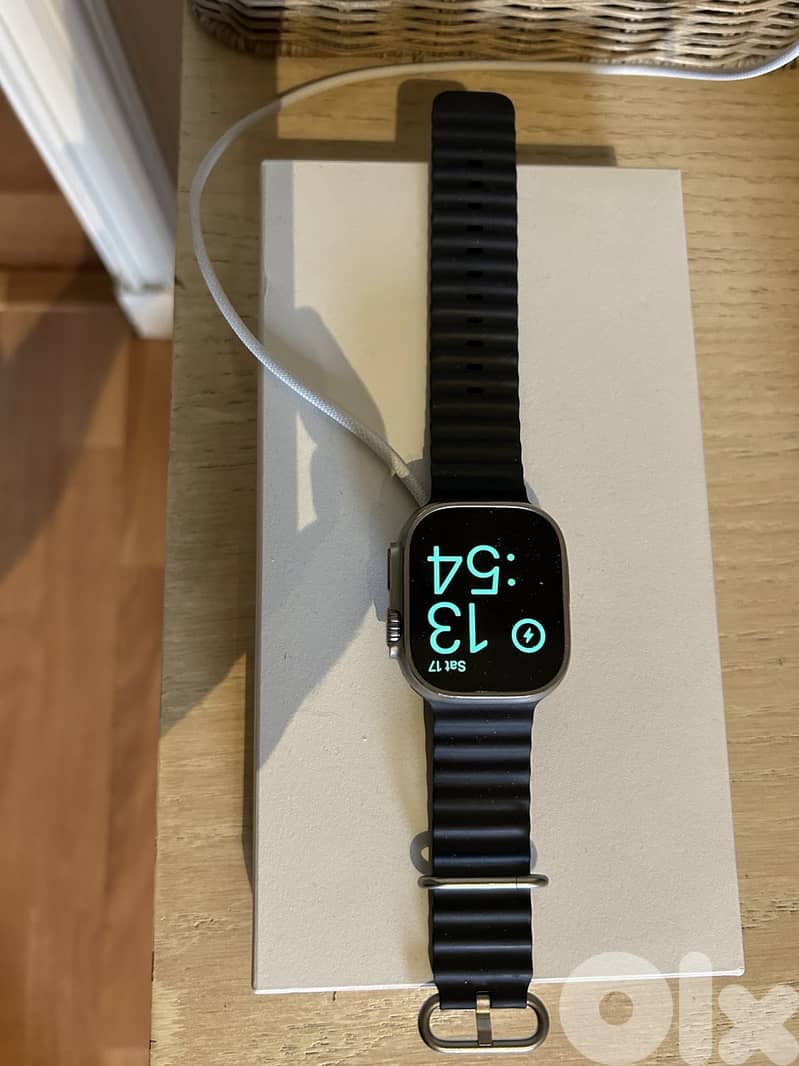 Apple Watch Ultra, excellent condition 1