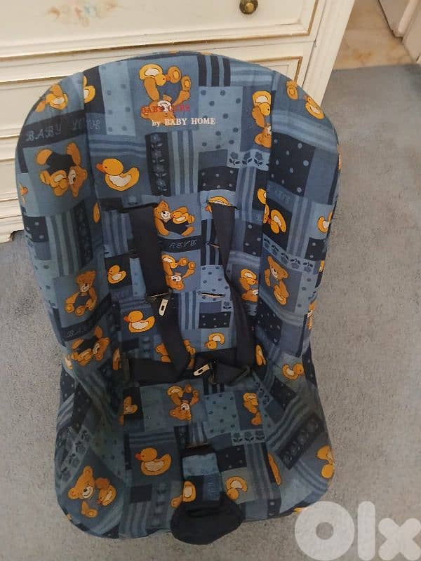 صالون قديم 4