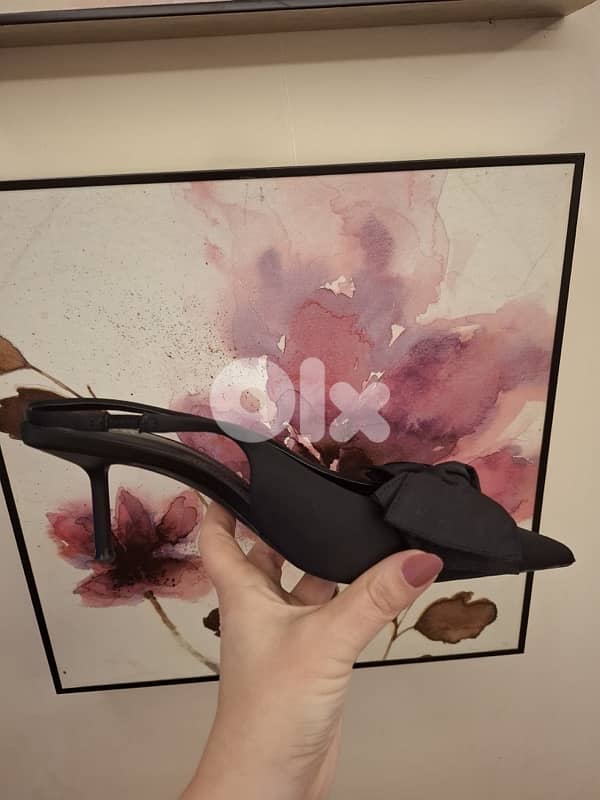 ZARA like new pump worn once 5
