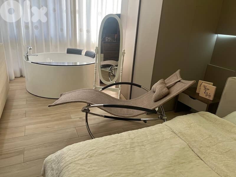 relaxing sleeping rocking chair 1