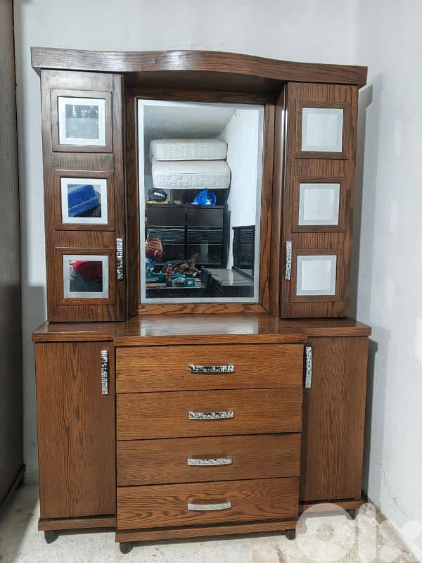 اوضة نوم خشب زان ولاتي كلا ملبسة قشرة سنديان سحاب ودرف 8