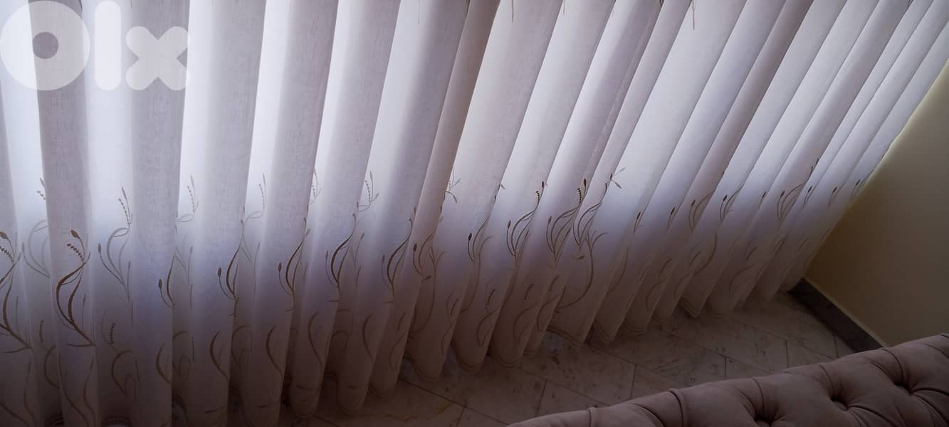 Wavy Curtains 2