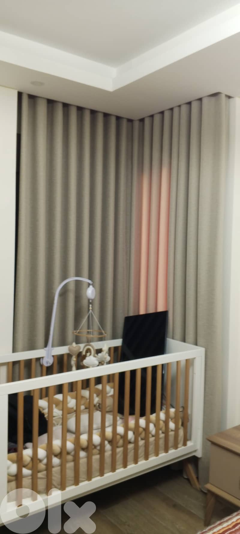 Wavy Curtains 5