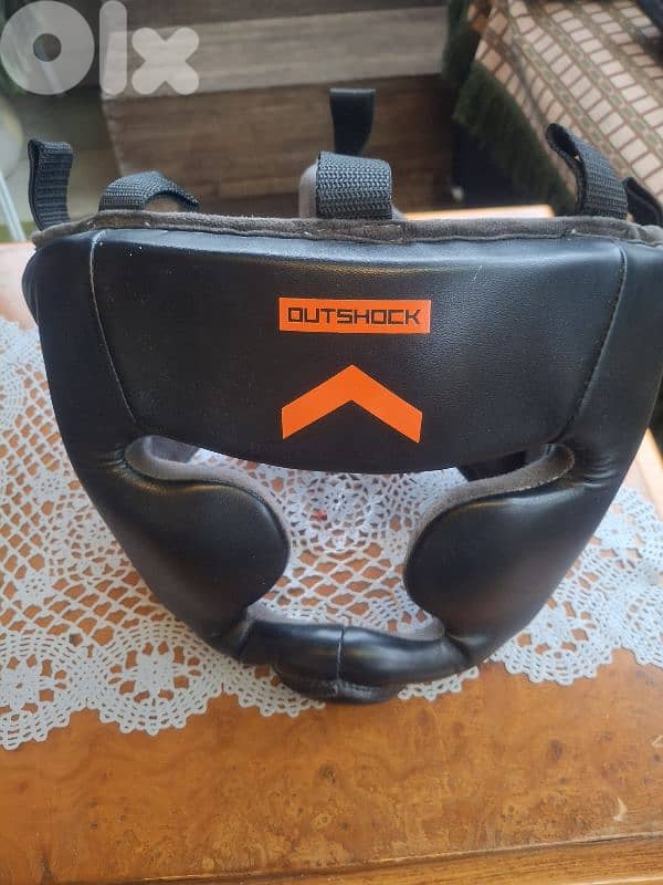 head protection and gloves 5