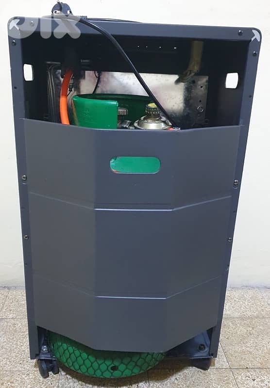 دفاية ماركة RAC شبه جديد كتير كتير نضيف و مستعمل قليل كهرباء وغاز ١٠٠$ 8