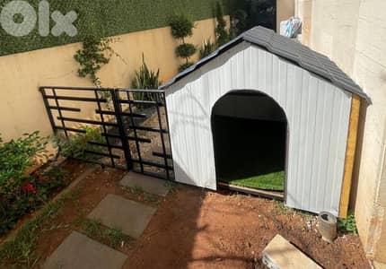 Big Dog house cage