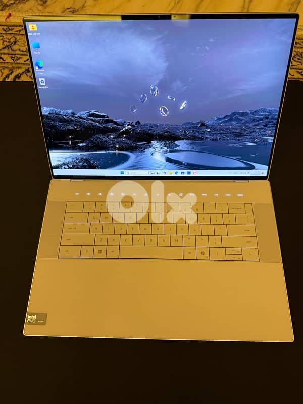 Dell XPS 9640 Core Ultra 9-185H 32GB 1TB SSD 16″UHD+ 4Ktouch RTX 4070 3