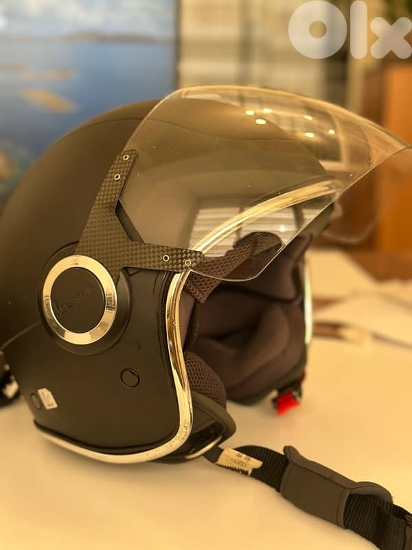Vespa helmet 1