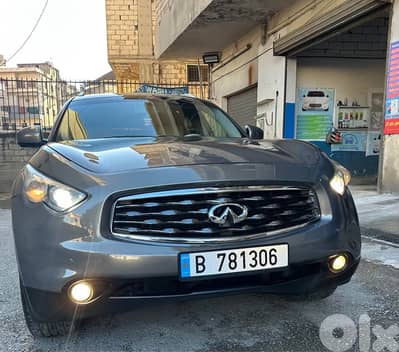 Infiniti fx35 series 2009