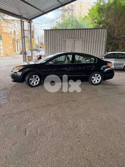 Nissan Altima 2009