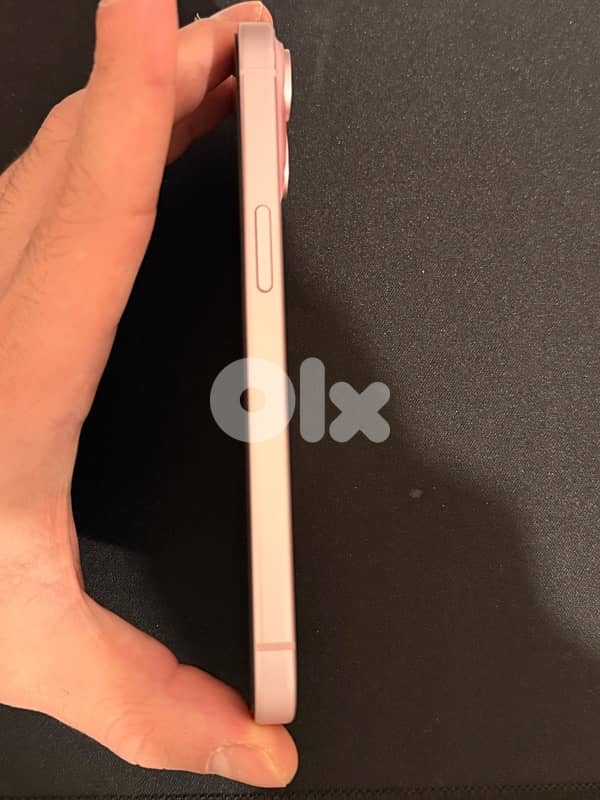 iPhone 15 128GB Pink 3