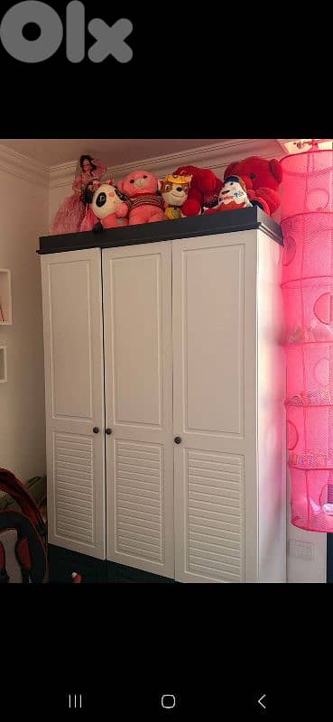 غرفه نوم كامله مع فرشه سجاد و برادي