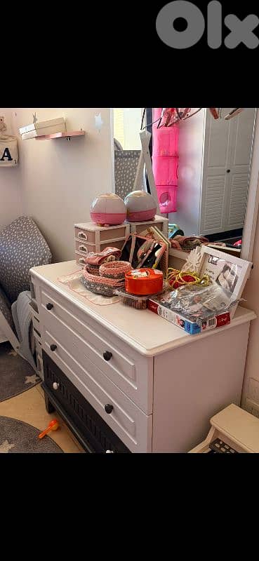 غرفه نوم كامله مع فرشه سجاد و برادي 4