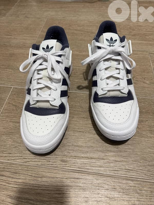 Adidas Forum size 44 3