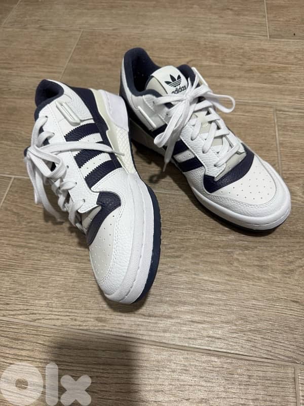 Adidas Forum size 44 4