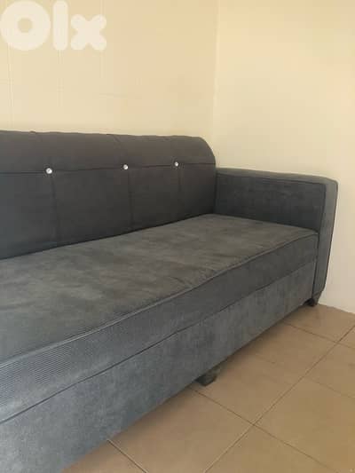 طقم كنبايات 3 قطع – بحالة جيدة