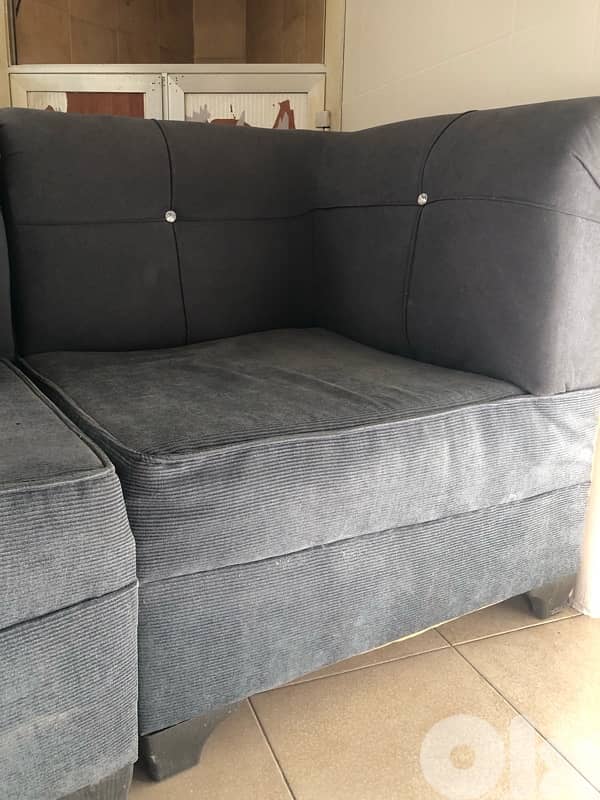 طقم كنبايات 3 قطع – بحالة جيدة 1