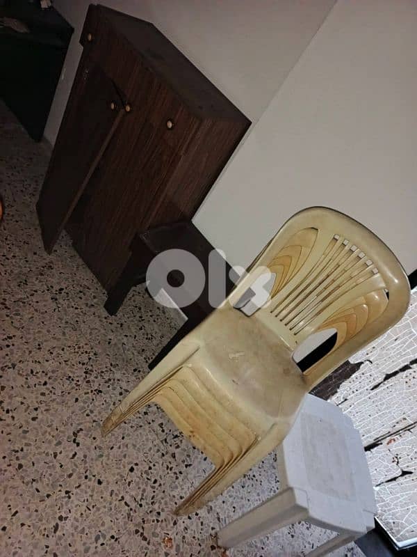 كل شي موجود ٥٠$ 6