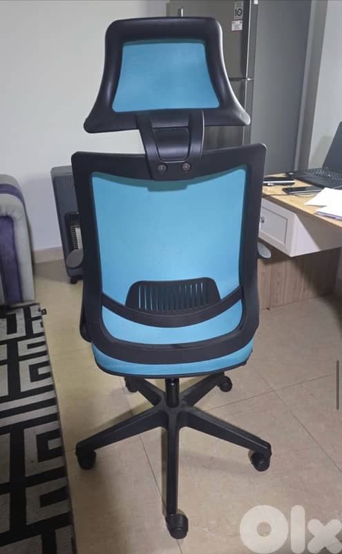 للبيع بداعي السفر الاتصال بشربل  81010102  او واتساب 1