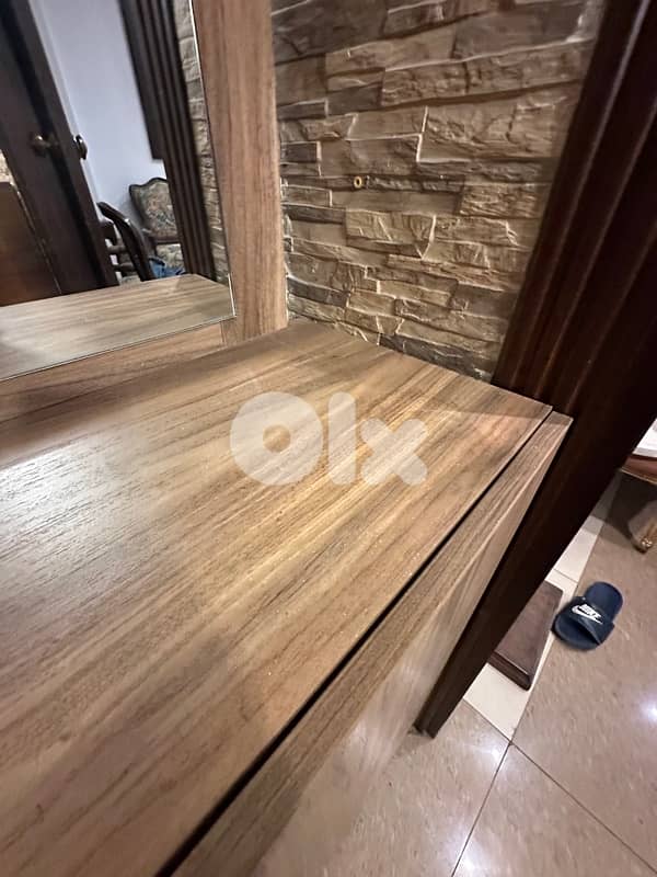 خزانه للاحذيه مع مرايه 2