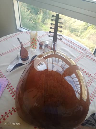 عود مميز بسعر مميز