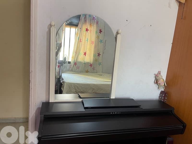 عفش بيت كامل للبيع جيب بيك اب وحمل 4