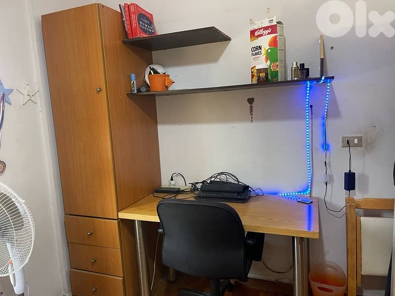 full bedrooms with extra closet 3