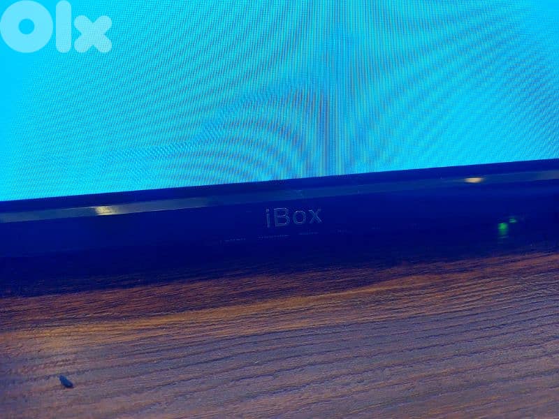 ٣٢ انش بحالة ممتازة  "شبه جديد" 1