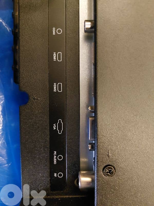 ٣٢ انش بحالة ممتازة  "شبه جديد" 4