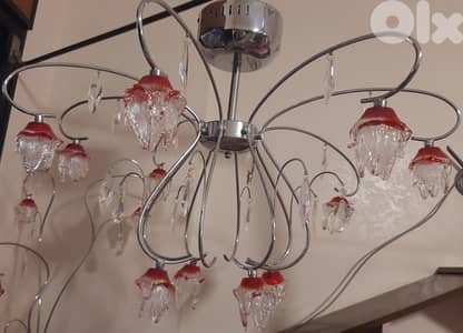 ثريا وغلوب عامود كروم نفس الموديل رائعين،