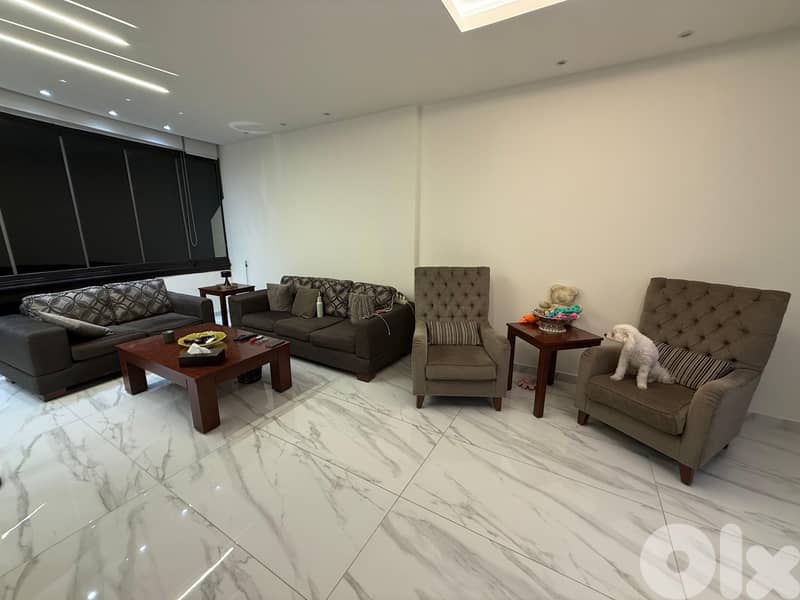 Nicely used living room 1