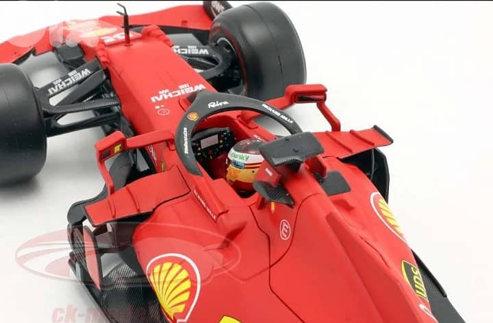 Ferrari SF21 (Carlos Sainz Jr) 2021 diecast car model 1;18 6