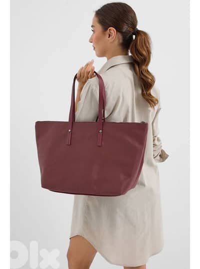 burgundy bag available in black also