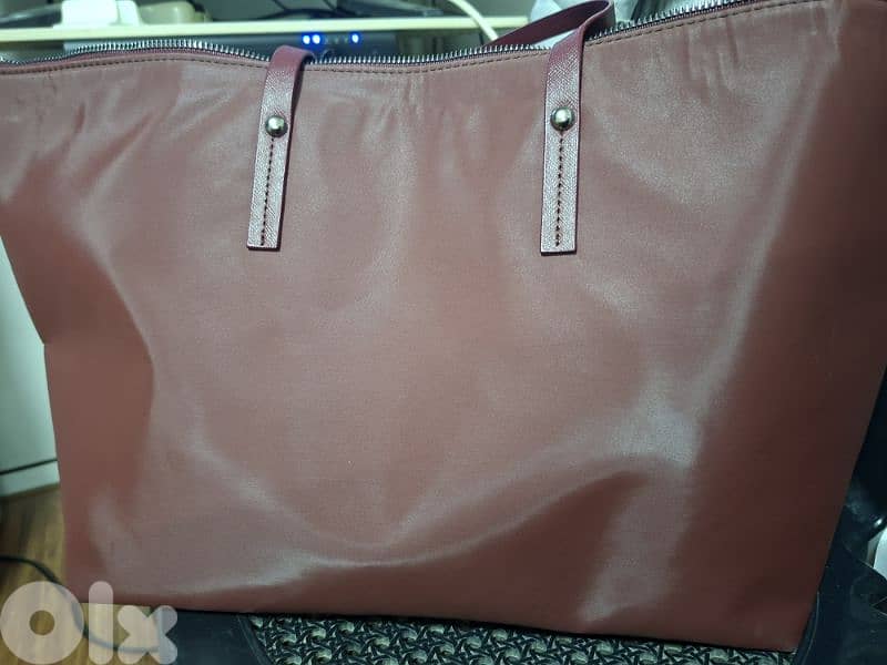 burgundy bag available in black also 1