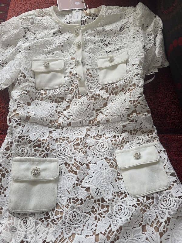 white dress very elegant 2