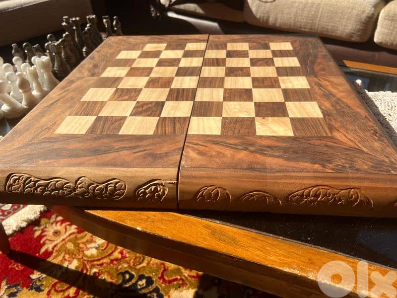 Royal Chess Board 1