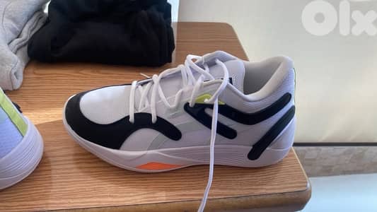 Puma TRC Blaze Court